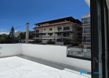 APARTAMENTO EN VENTA 2DO NIVEL CON TERRAZA PRIVADA