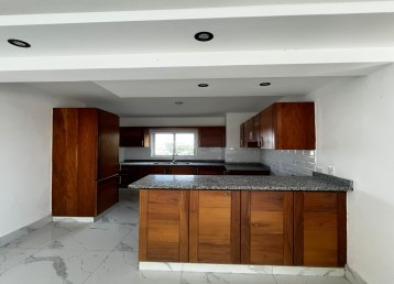 Apartamento con terraza en Prado Oriental