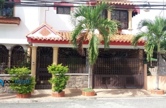 Heremosa Casa Con  Terminacion De Primera