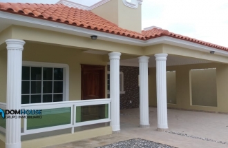 Casa Con Terminacion De Primera En Autopista San Isidro