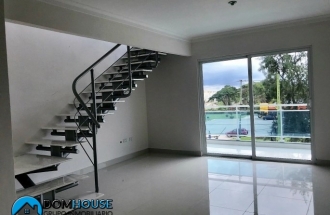Acogedor Penthouse En Las Cayenas, Aut. San Isidro
