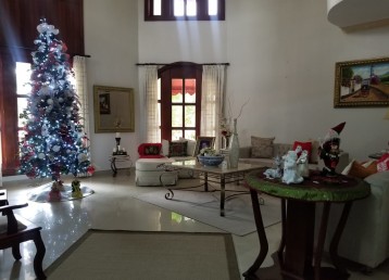 Amplia y hermosa casa en reparto los 3 ojos